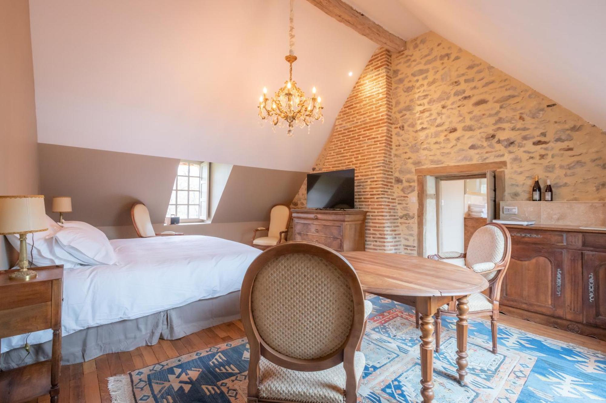 Les Chambres De Charnay - Calme Charme Et Confort A 5 Mn Du Peage Виерзон Екстериор снимка