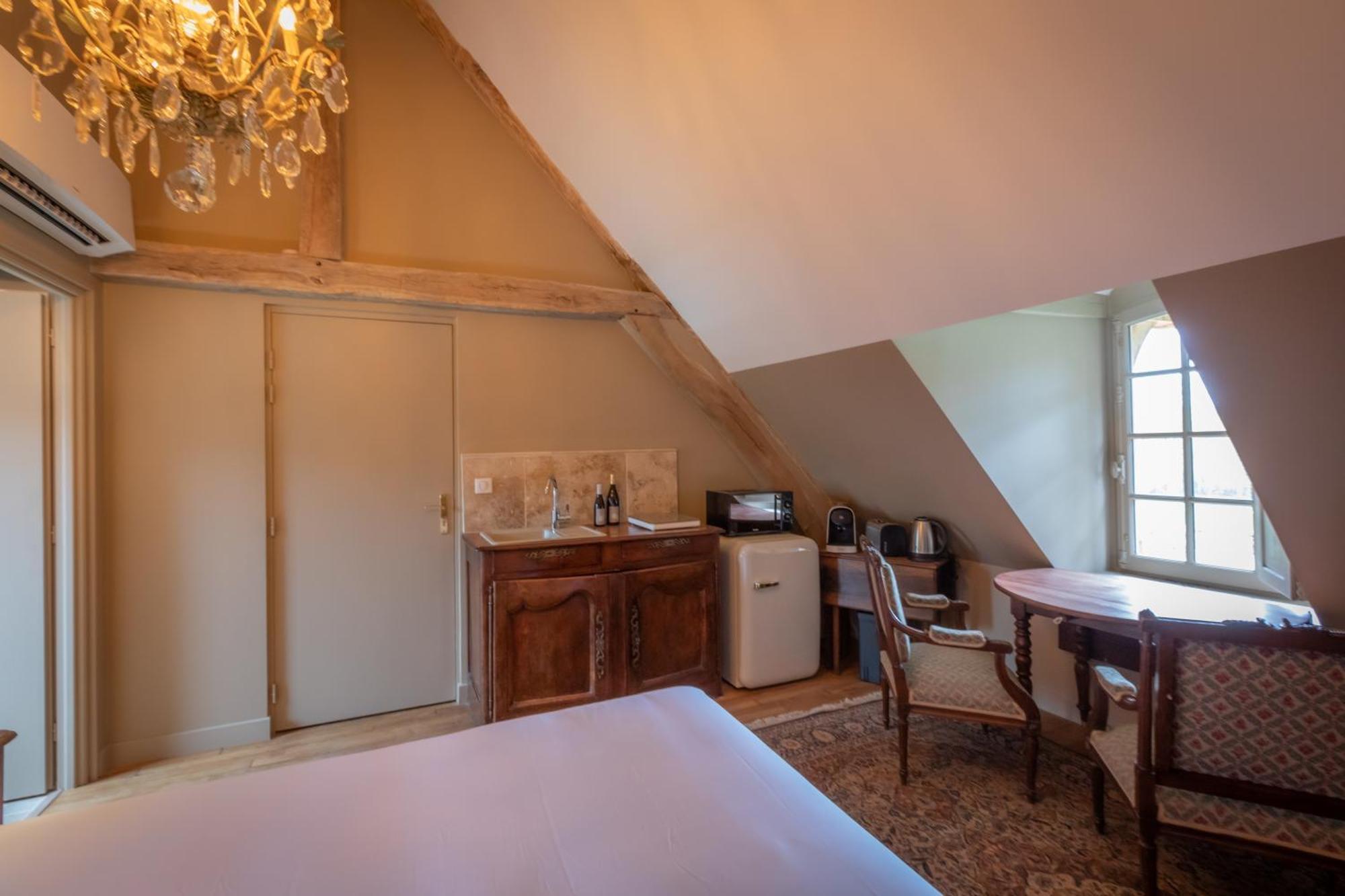 Les Chambres De Charnay - Calme Charme Et Confort A 5 Mn Du Peage Виерзон Екстериор снимка