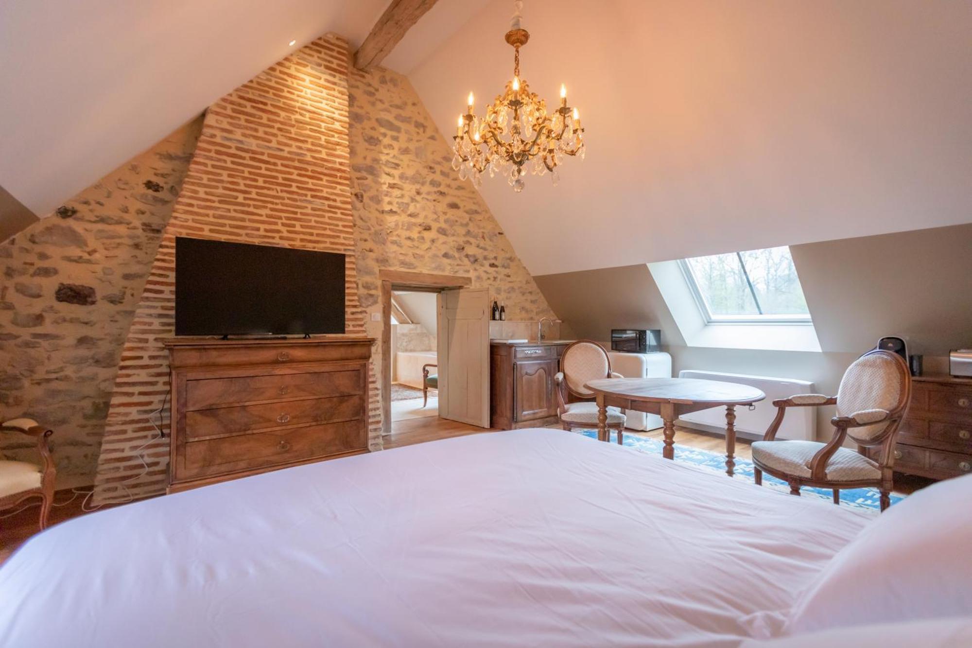 Les Chambres De Charnay - Calme Charme Et Confort A 5 Mn Du Peage Виерзон Екстериор снимка